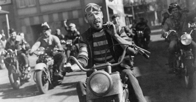 Horizontal striped shirt - from sailor costumes to classic symbols