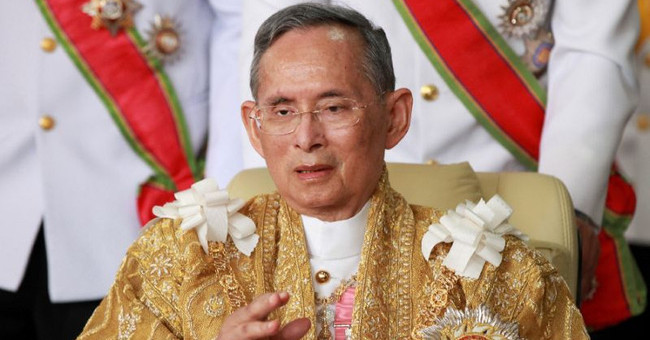 How can Thai royal funeral be organized?
