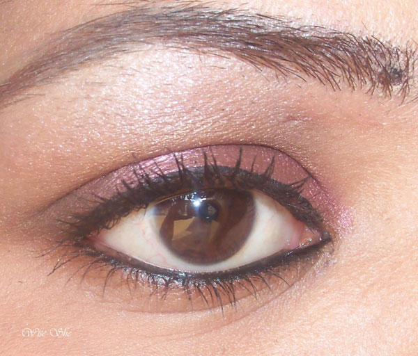 How do people with eye color suffer from skin diseases?