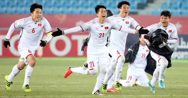 How does soccer play in cold-negative weather affect players?