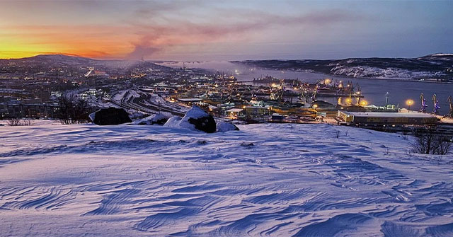 How does the city 'without the sun' live for 40 days?