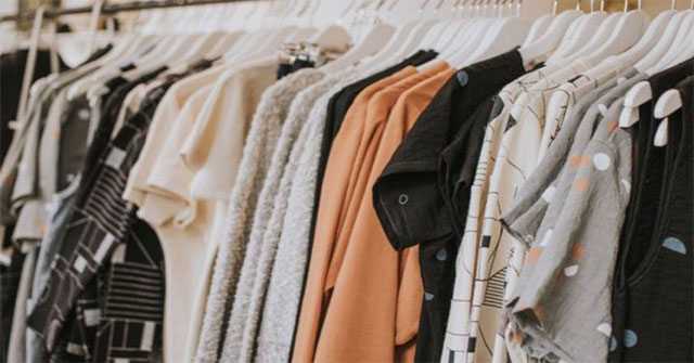 How does the fashion industry pollute and destroy the environment?