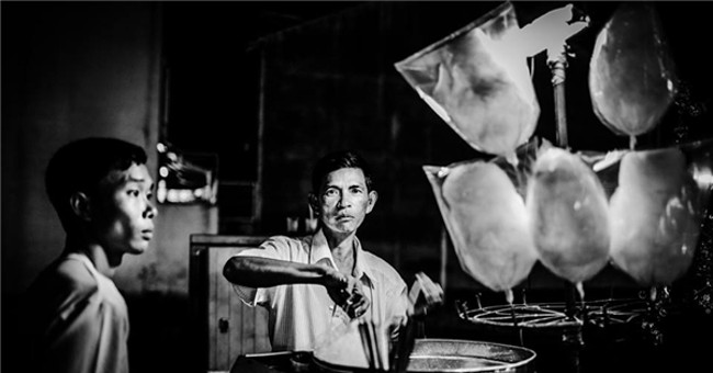 How has cotton candy become popular by a dentist?