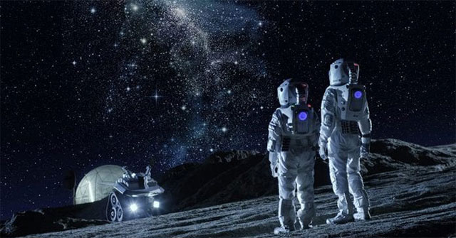How many crews are needed to survive on the road to the Proxima Centauri star system?