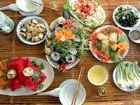 How should people with biliary diseases eat and drink?