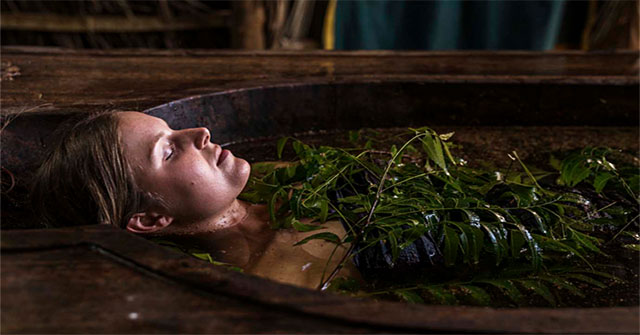 How to bathe in traditional Indian medicine helps to restore muscle and improve skin