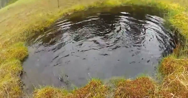How to determine the direction only through a puddle