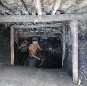 How to survive when stuck in a collapsed cellar?