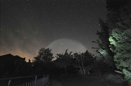 Huge strange halo in the sky of China
