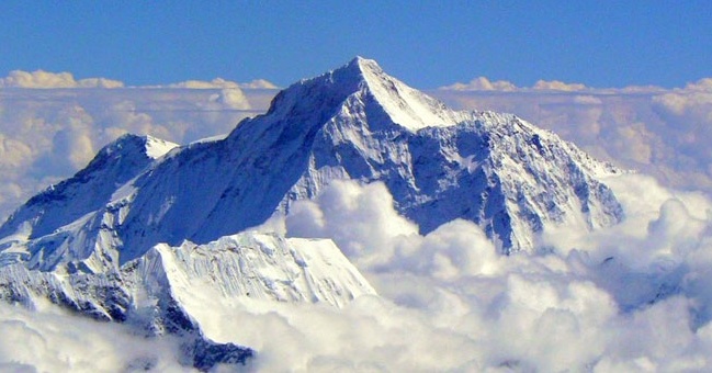 Human health becomes meaningless at the top of Everest's roof