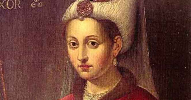 Hürrem - Beautiful pink shadow in the life of the Sultan of power