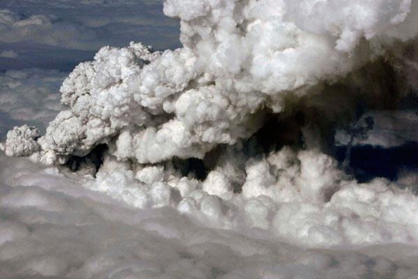 ICAO develops new tools against volcanic dust