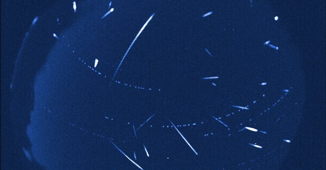 Ideal place, how to watch the Lyrids meteor shower in Vietnam tomorrow night