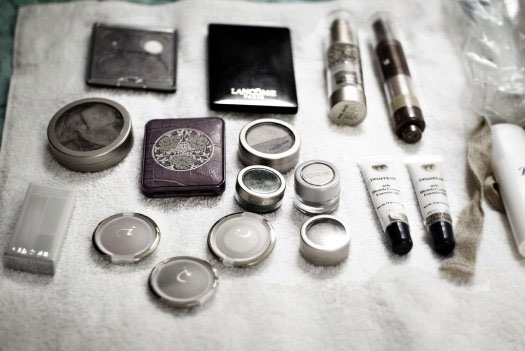 Identifying human genes that respond to cosmetics