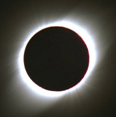 In 2013, twice admired the lunar eclipse