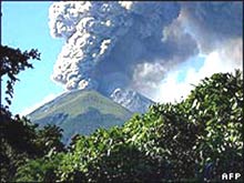 Indonesians massively evacuated for volcanoes