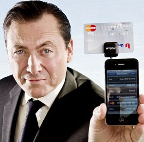 Insert a credit card into your mobile phone for payment