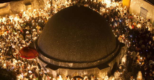 Inside the church contains the tomb of Jesus