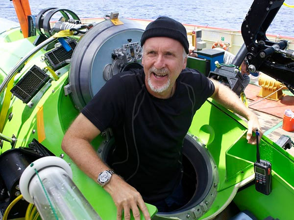 Inside the explorer ship, the deepest part of the Earth