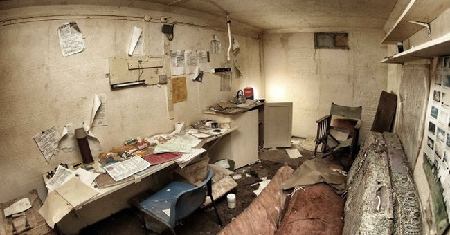 Inside the shelter of volunteers warning the British nucleus