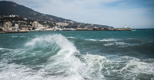 Is sea water more salty?