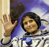 Italian astronaut depicting Space Station via Twitter