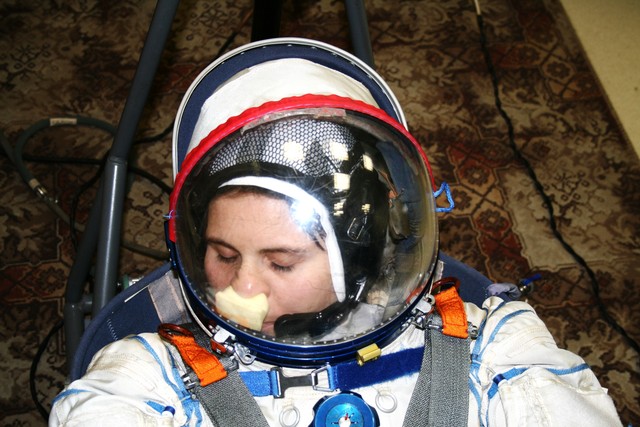 Itchy nose in the universe, what do astronauts do?