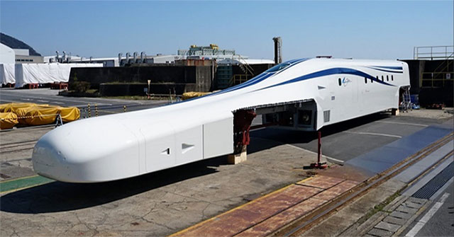 Japan introduces prototype wireless charging super speed train