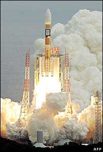 Japan launches satellites into space