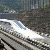 Japan runs the pilot train of the future