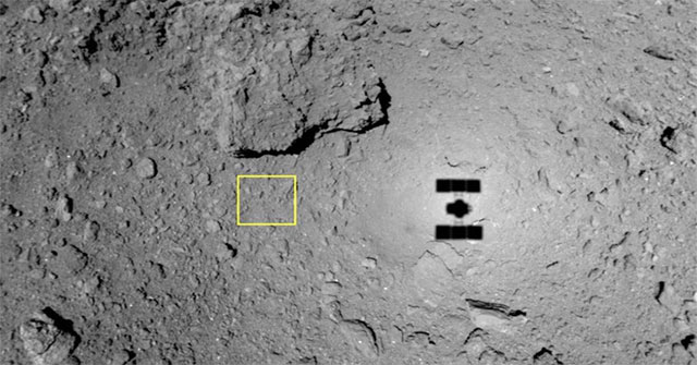 Japanese probe brings precious specimens back to Earth