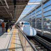 Japanese test train new magnetic buffer speed of 500km / h