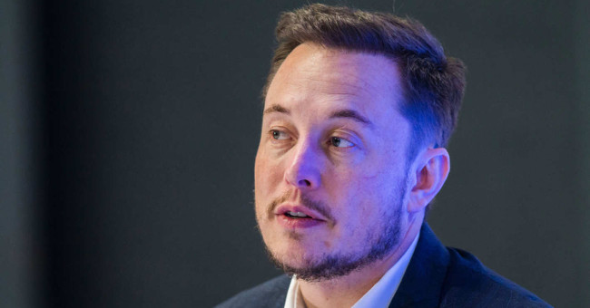 Journalist calls for banning robots