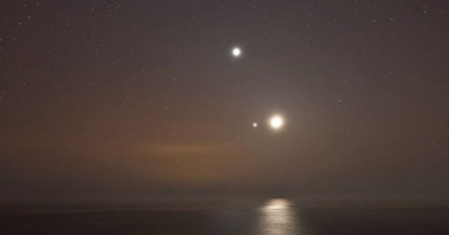 Jupiter and Sao Kim 'reunion' in the sky today November 13, 2017