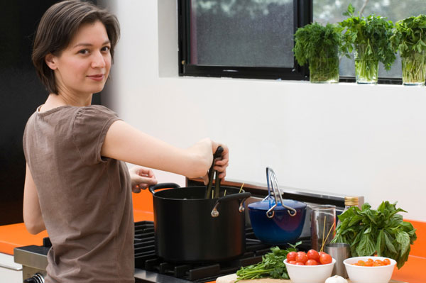 Kitchen is more dangerous than the street