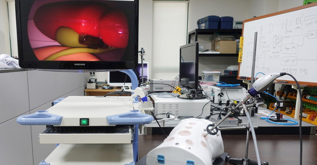 Korea develops cancer treatment techniques with fluorescent diodes
