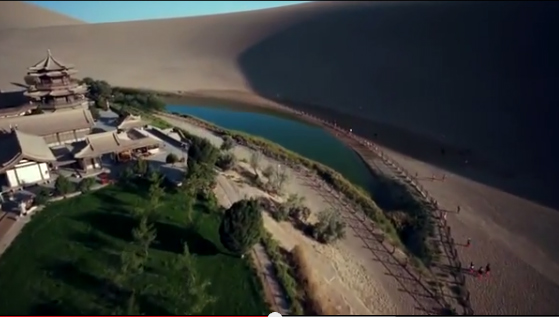 Lake water 2000 years strange between arid desert