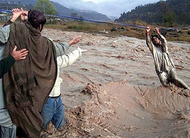Land is buried in 31 Pakistani people
