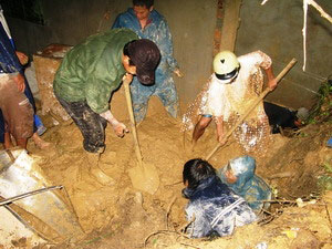 Land loss in Nha Trang caused two casualties