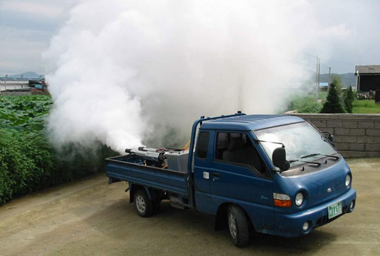 Launching motor vehicle emission testing center in Hanoi