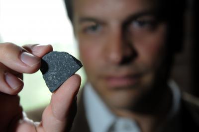 Learn the origin of the earth through meteorite research