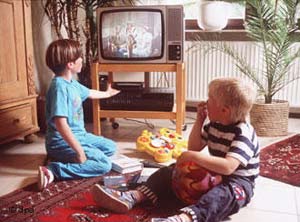 Learning when watching TV will be less effective