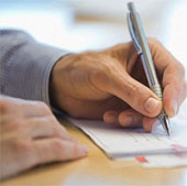 Left-handed people have more disadvantages in their work