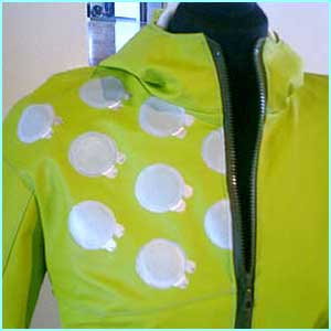 Light rain gear to rain