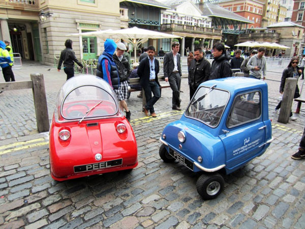 Little car