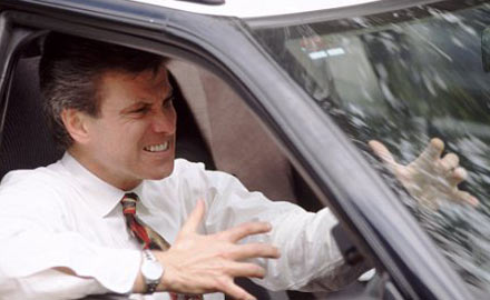 Long fingers often drive recklessly