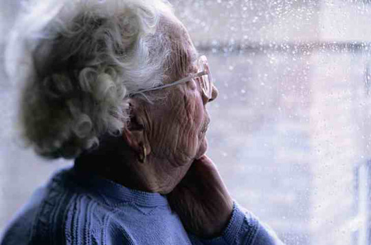 Long-term exposure to Alzheimer's susceptible pesticides