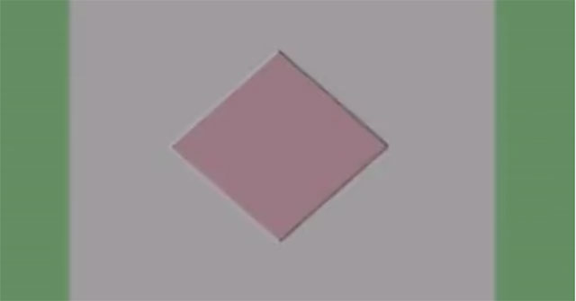 Looking at this picture, do you see the diamond standing still or 'running' around?