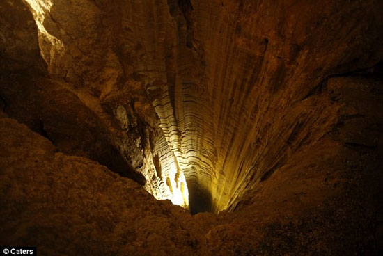 Lost in the 'galaxy' in the cave in New Zeanland