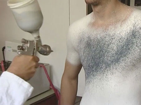 Make clothes from a spray bottle